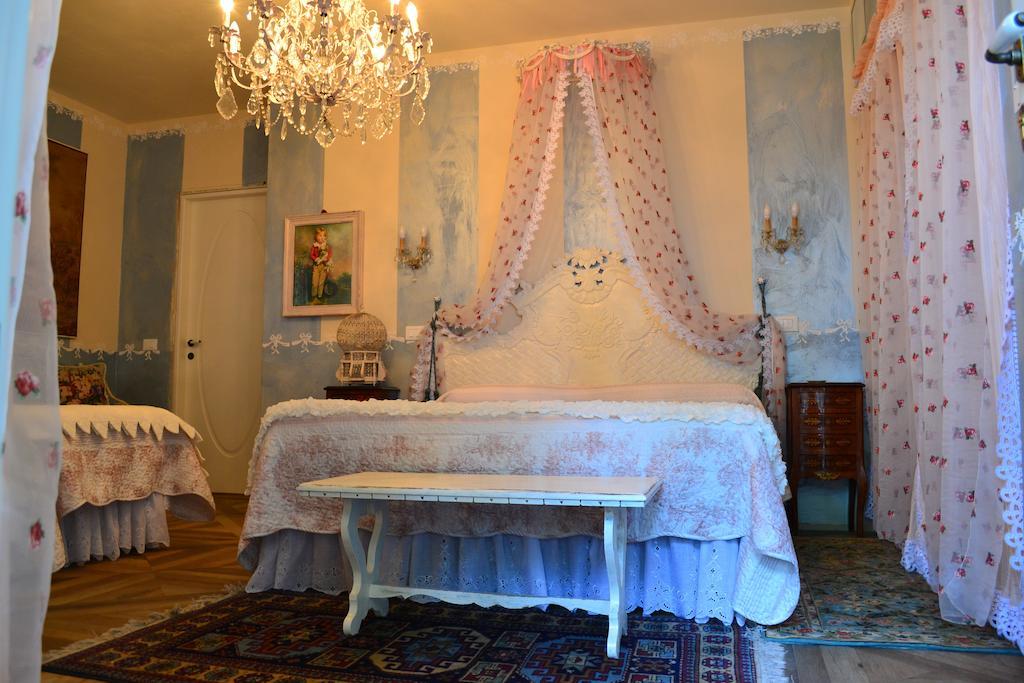 La Maison Delle Favole Desenzano del Garda Zimmer foto