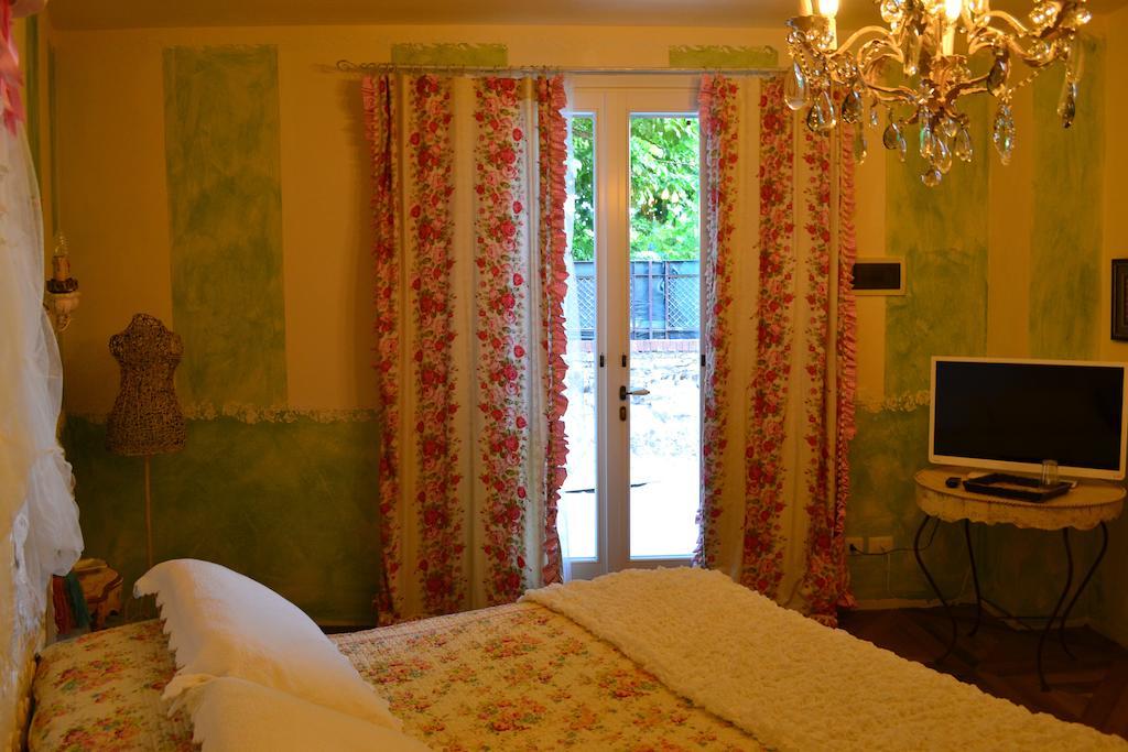 La Maison Delle Favole Desenzano del Garda Zimmer foto