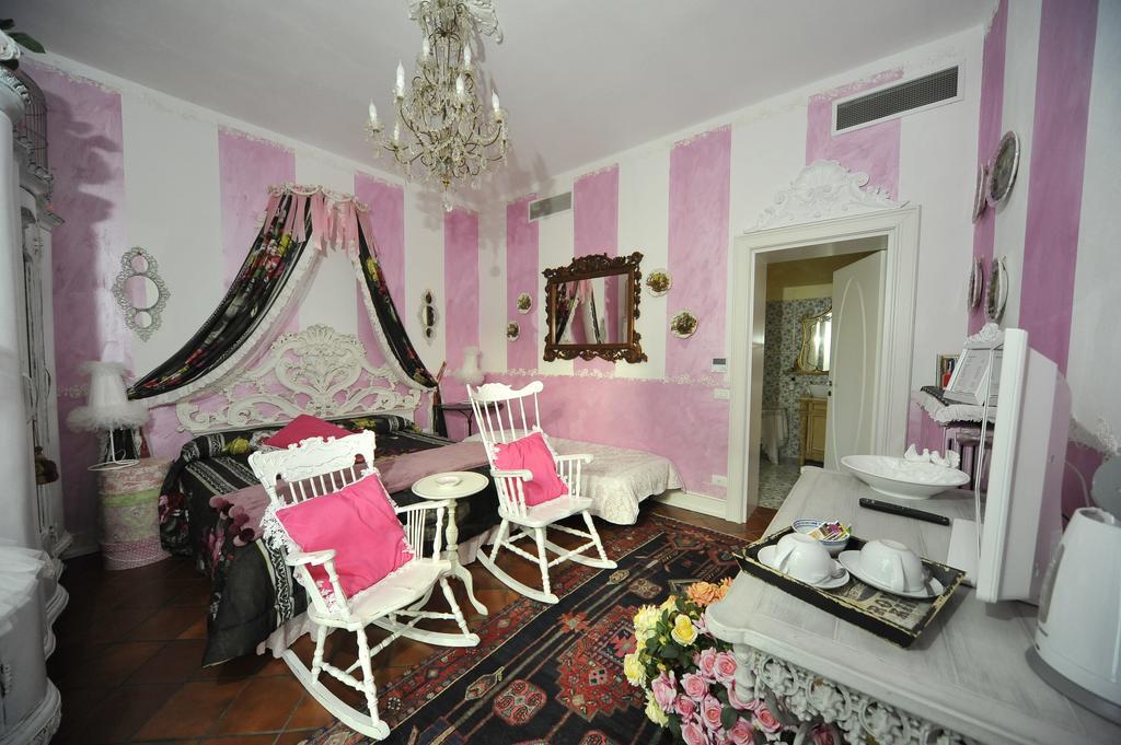 La Maison Delle Favole Desenzano del Garda Zimmer foto